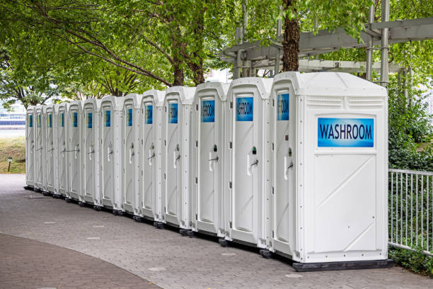 Best Emergency porta potty rental  in Inverness, FL